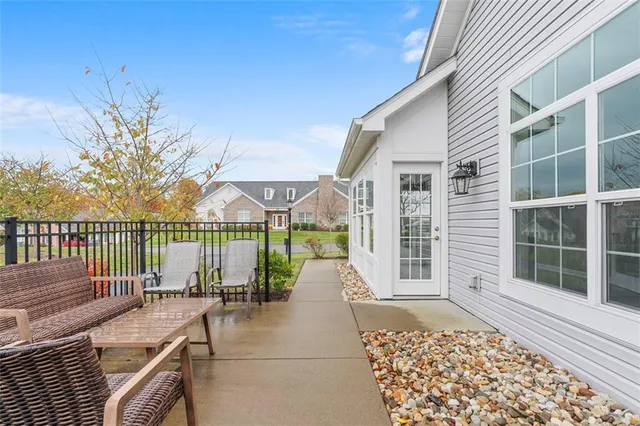 $499,900 | 103 Spring Valley Drive, Zelienople, PA 16063