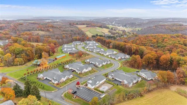 $499,900 | 103 Spring Valley Drive, Zelienople, PA 16063