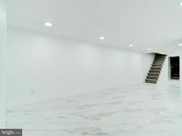 a view of a storage & utility room