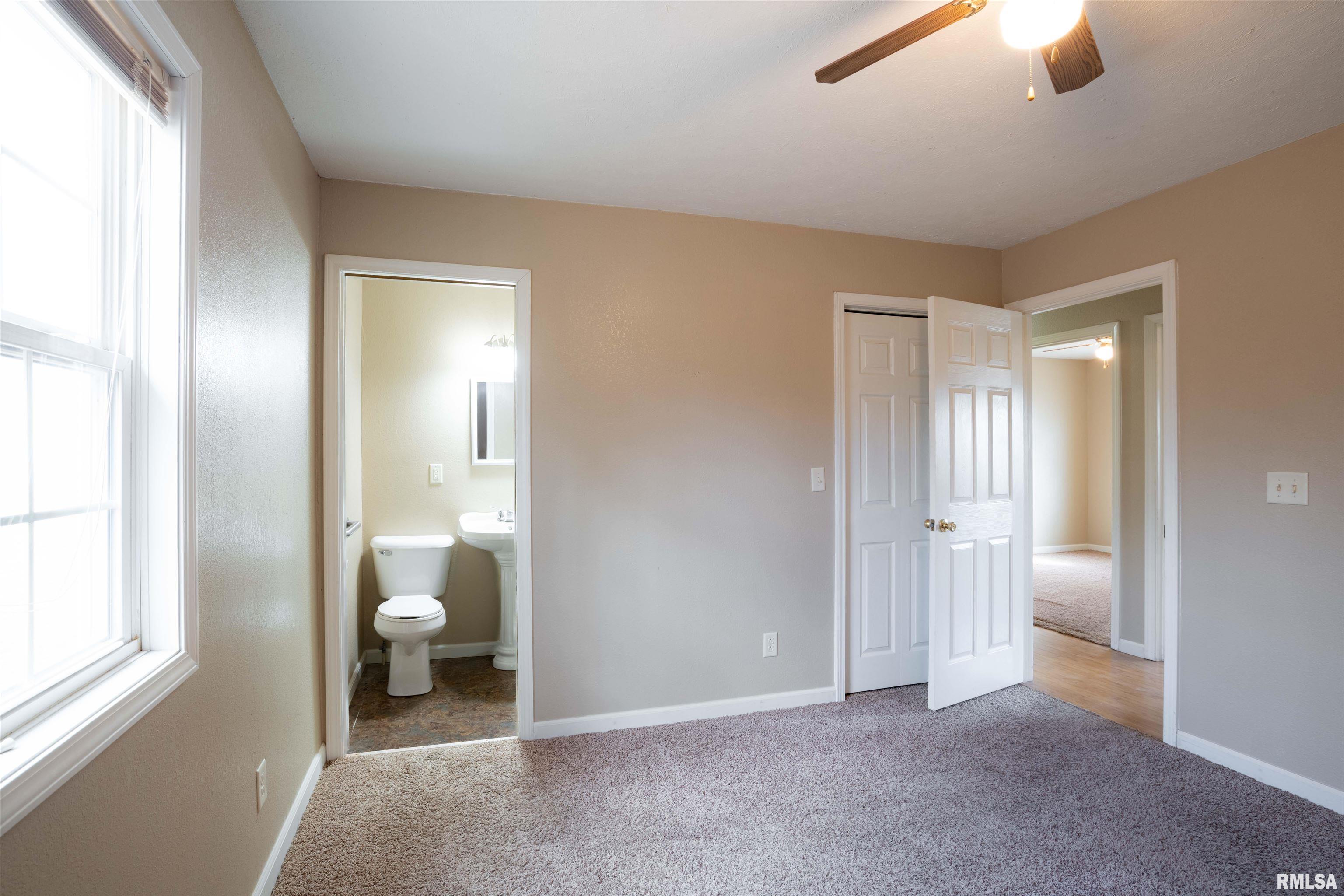 12855 Cleveland Lane Pittsburg, IL 62974 - Photo 14 of 32