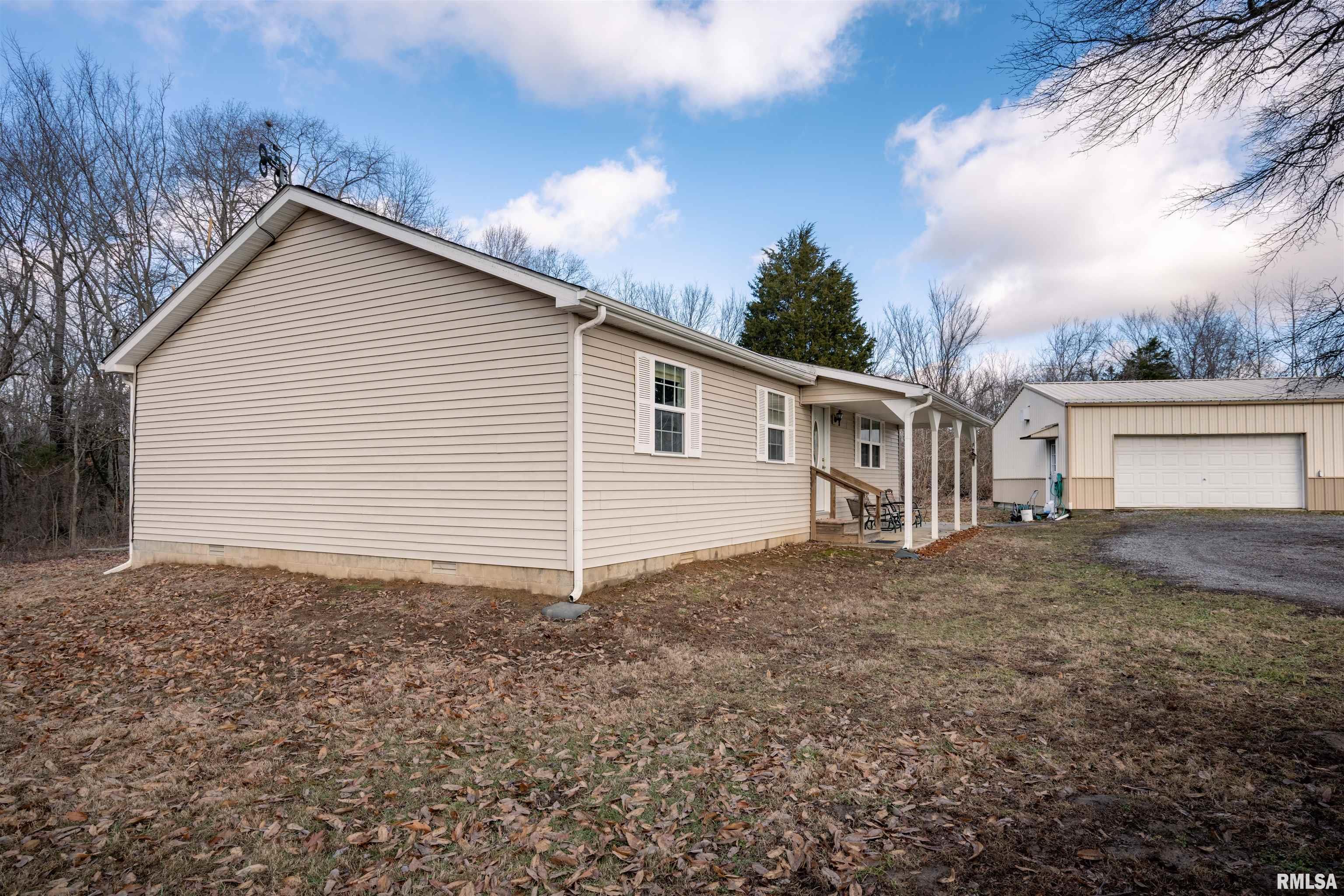 12855 Cleveland Lane Pittsburg, IL 62974 - Photo 20 of 32