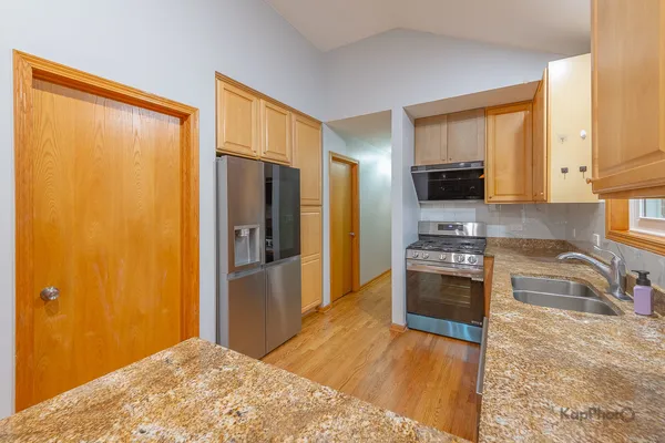$2,998 | 3548 South Artesian Avenue, Chicago, IL 60632