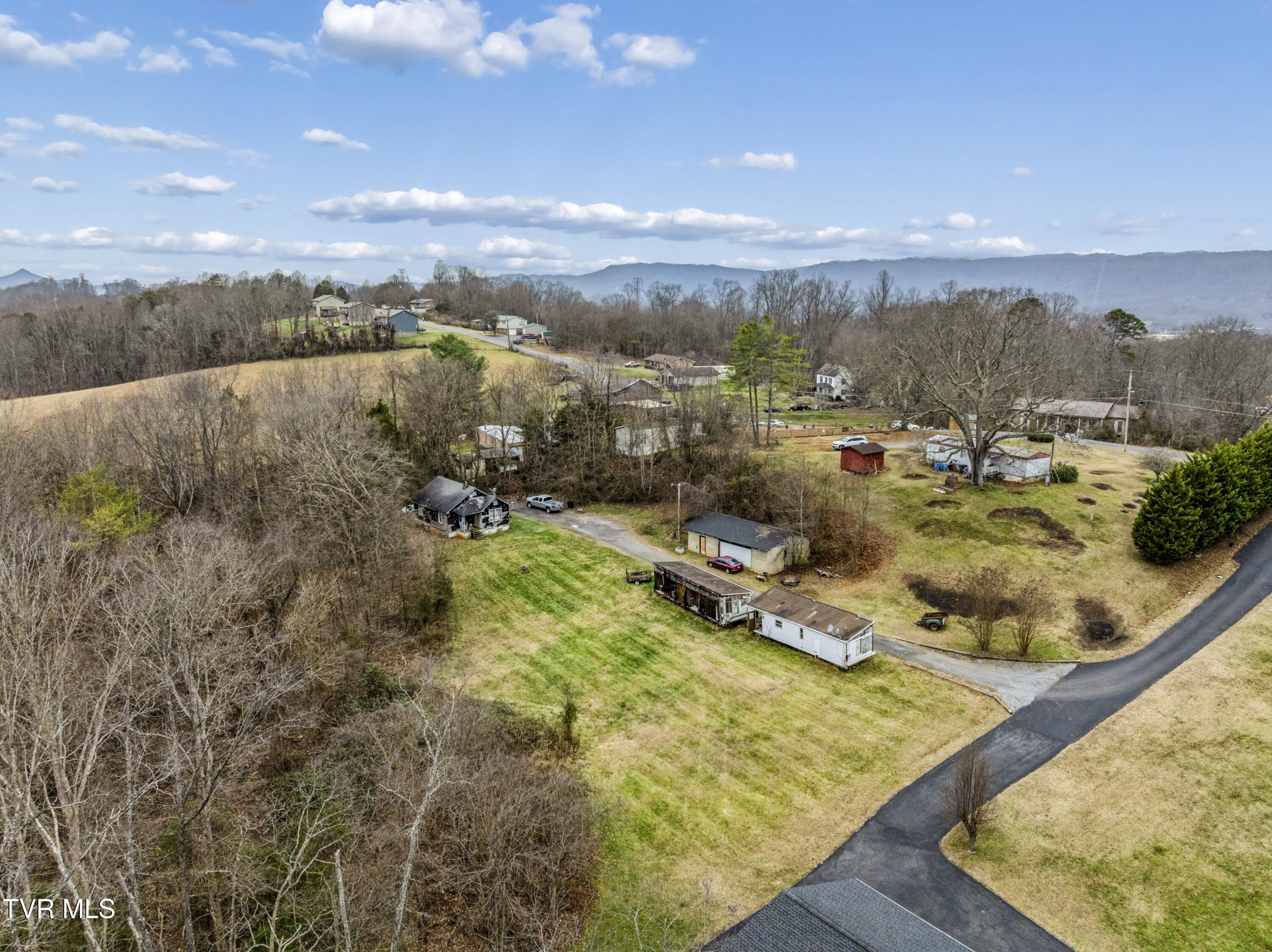 277 Ridgeway Road Kingsport, TN 37664 - Photo 20 of 36 Ridgeway-Aerials-3