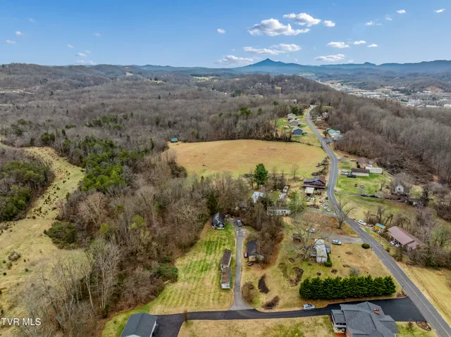 $172,000 | 277 Ridgeway Road, Kingsport, TN 37664