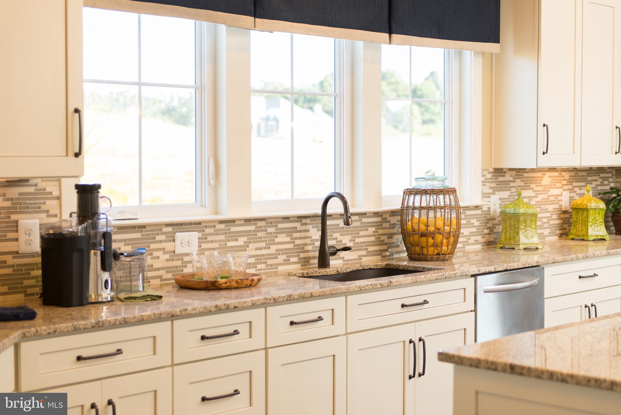 8026 Washington Road Alexandria, VA 22308 - Photo 6 of 7 Gallery Image 6