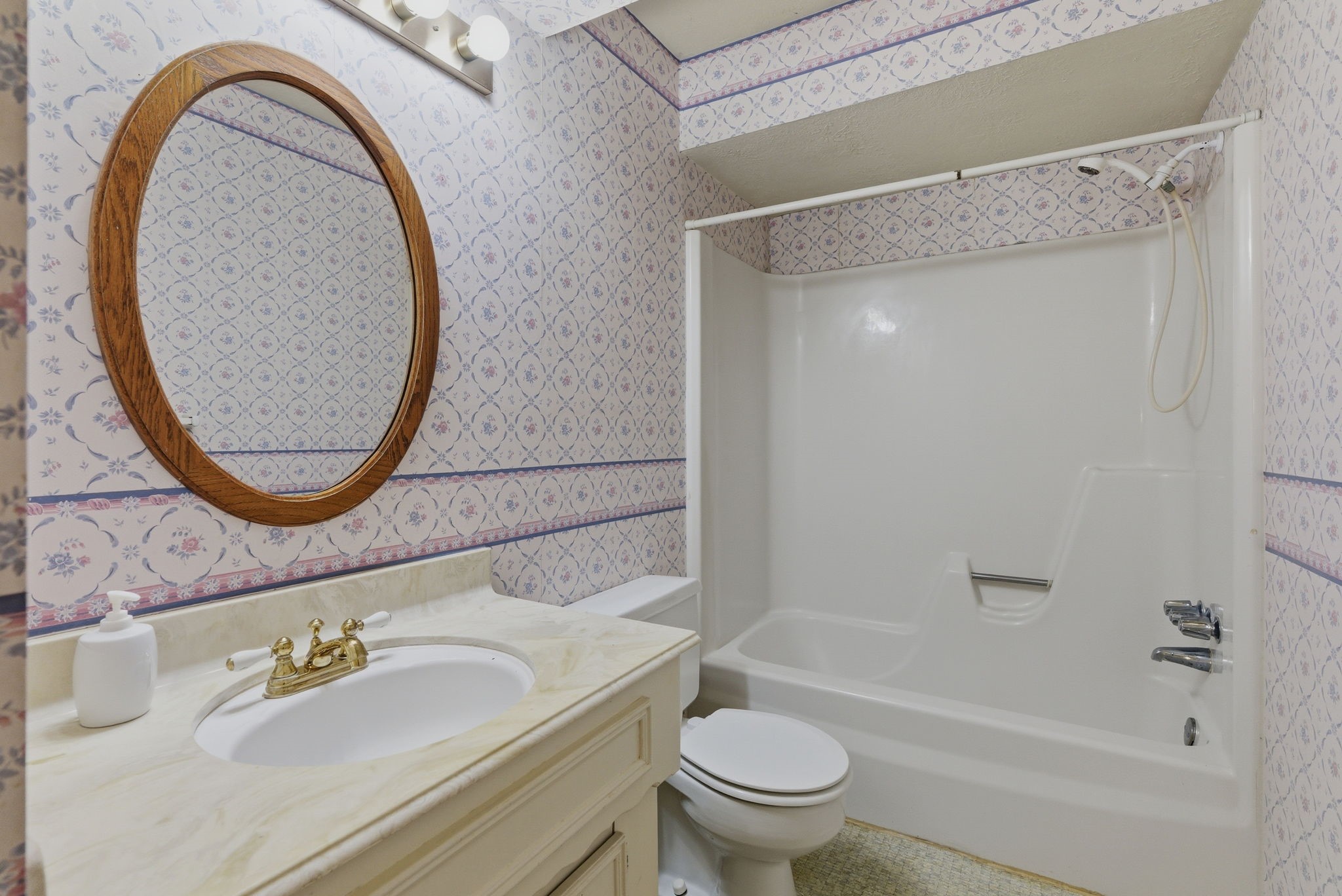 26503 Hillside Drive Spring, TX 77386 - Photo 23 of 28 Secondary Bath