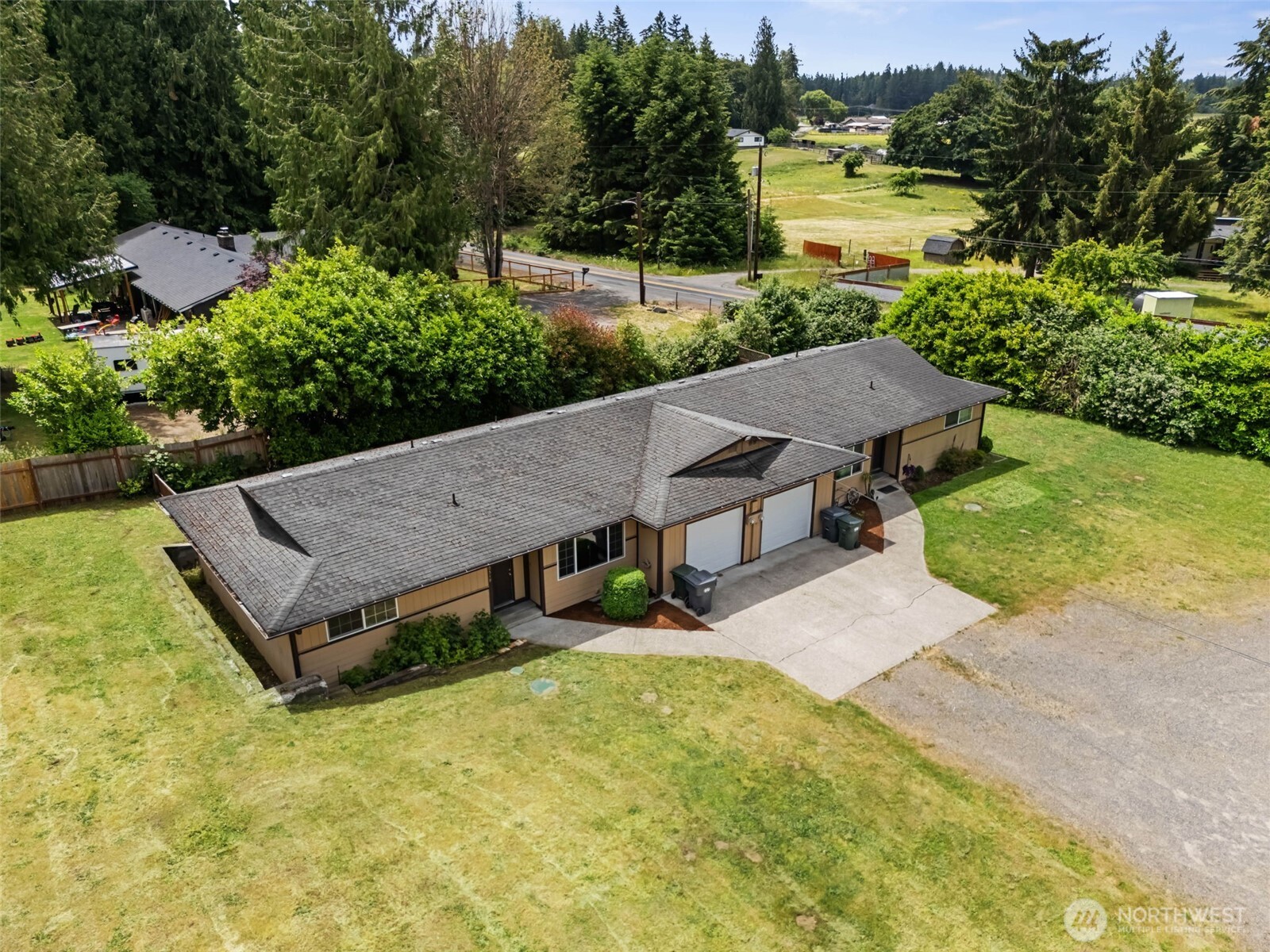30517-19 Webster Road East Graham, WA 98338 - Photo 5 of 34