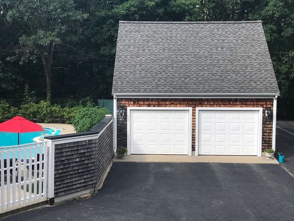 6 Popes Lane Hingham, MA 02043 - Photo 4 of 29 a view of outdoor space and yard