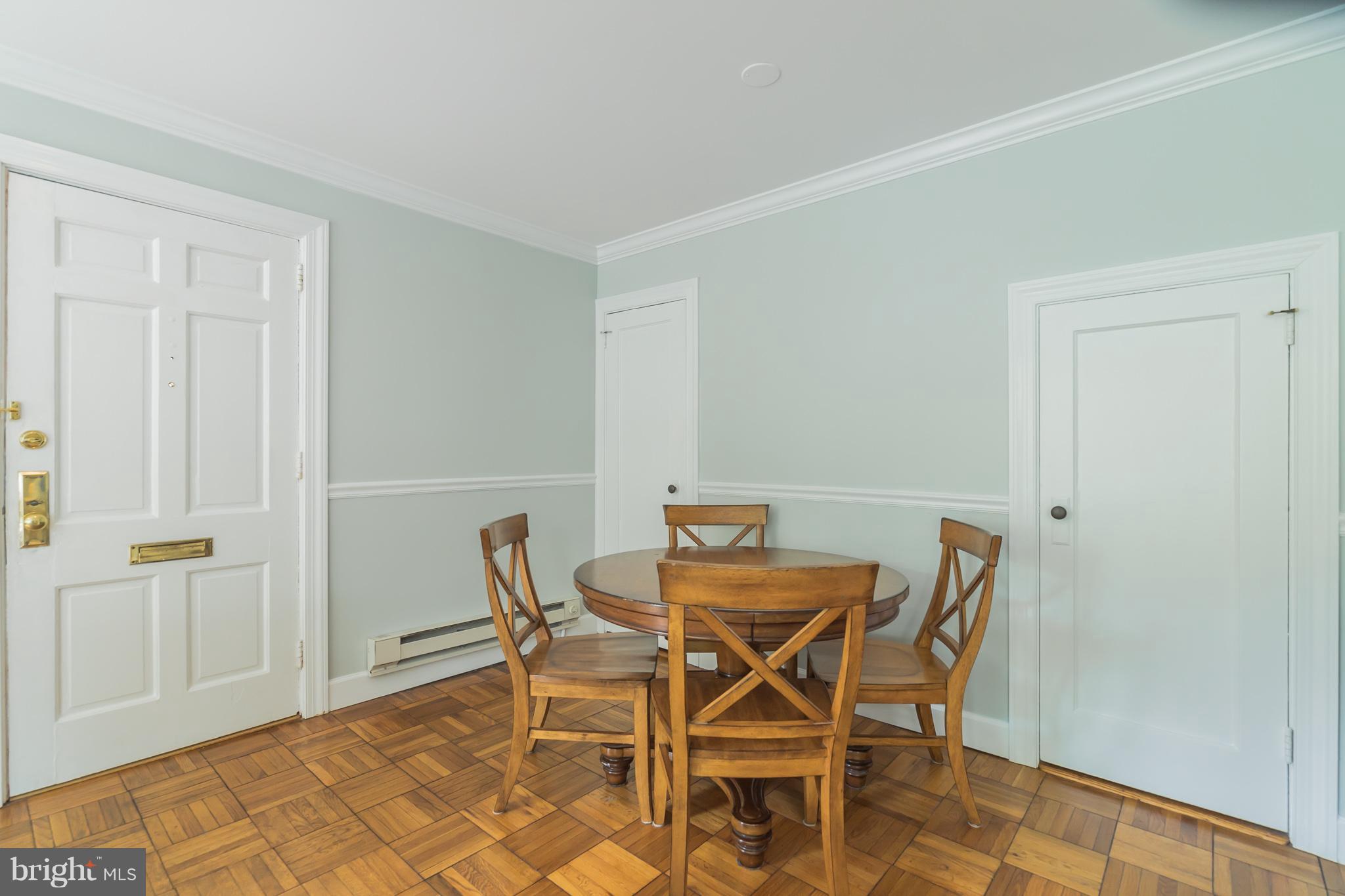 3210 Gunston Road Alexandria, VA 22302 - Photo 12 of 30 Dining Room