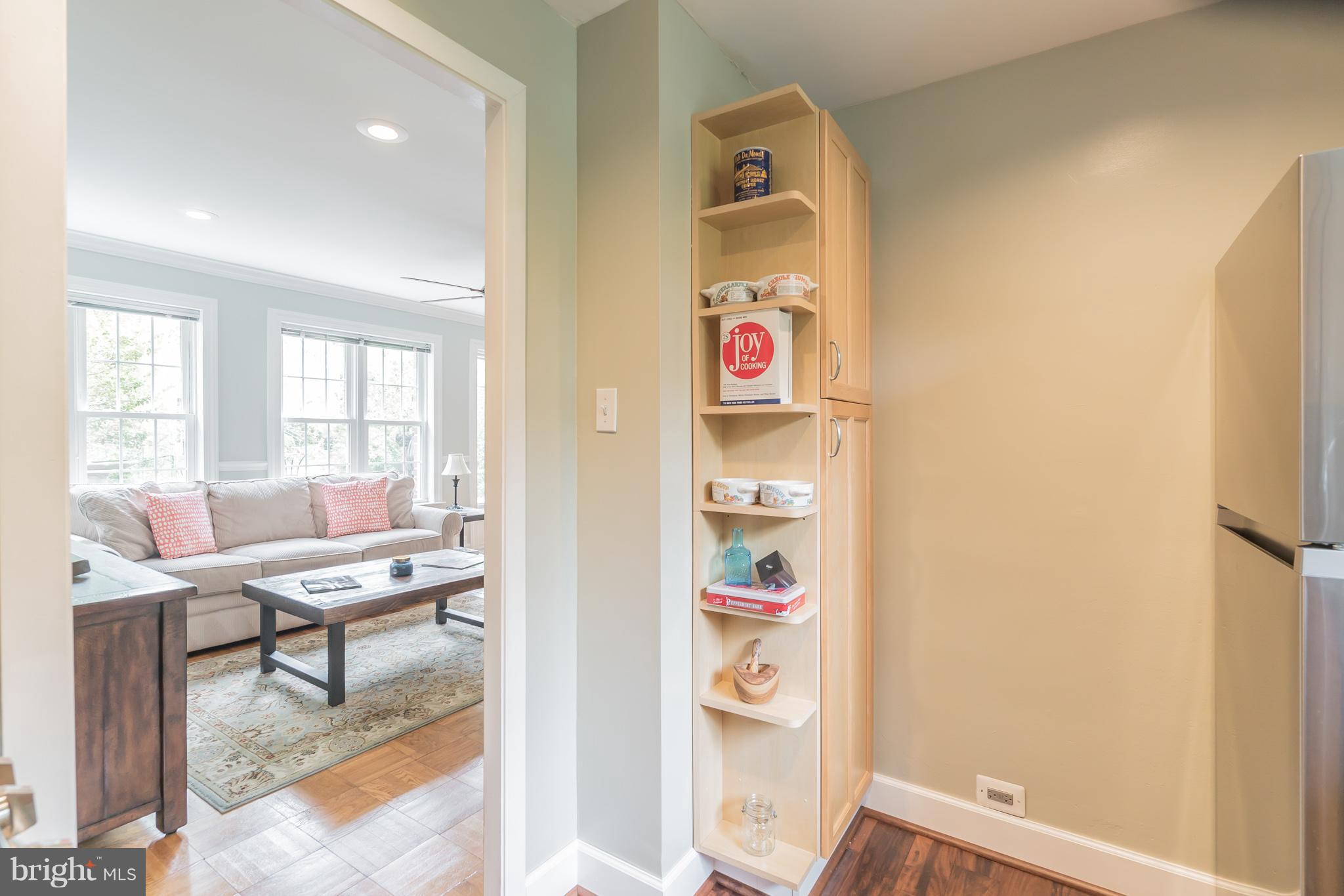3210 Gunston Road Alexandria, VA 22302 - Photo 13 of 30 Interior (General)