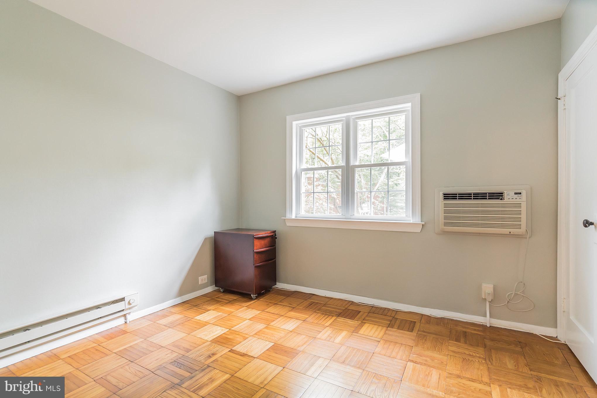3210 Gunston Road Alexandria, VA 22302 - Photo 19 of 30 Bedroom