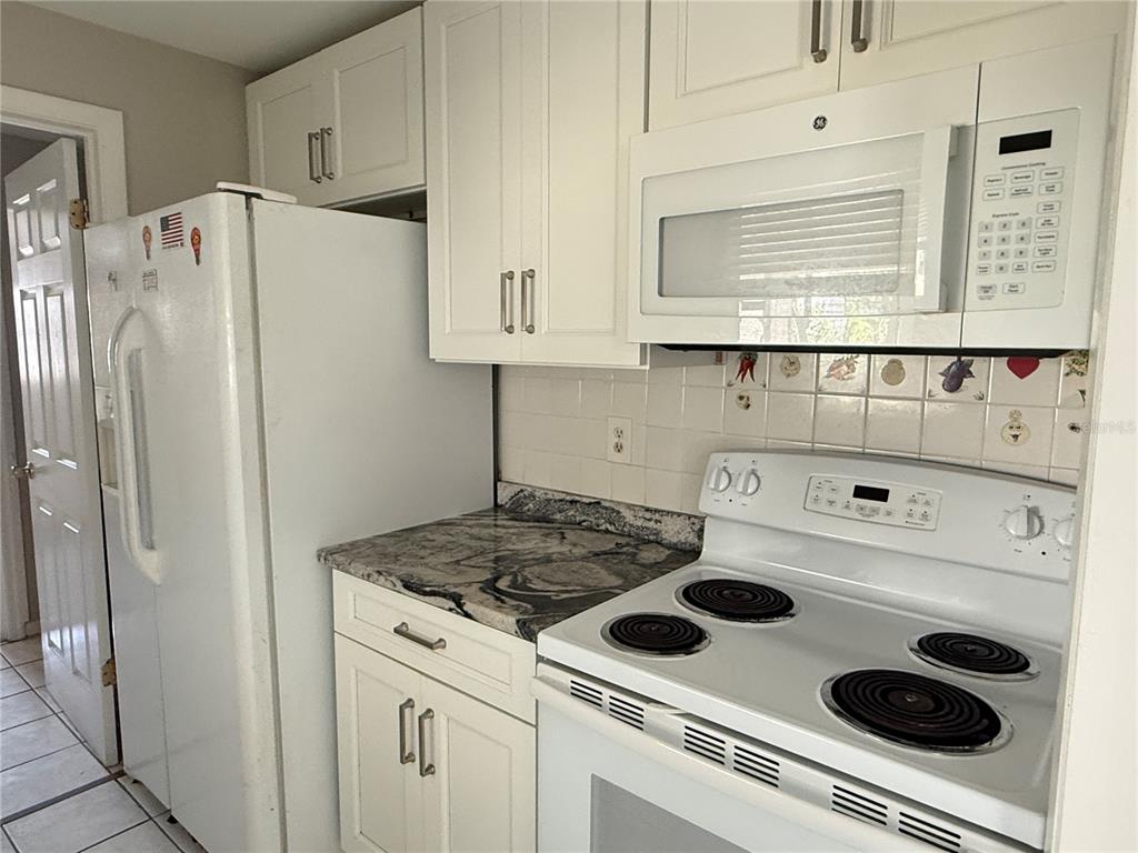 9448 Chase Street Spring Hill, FL 34608 - Photo 12 of 27 Gallery Image 12