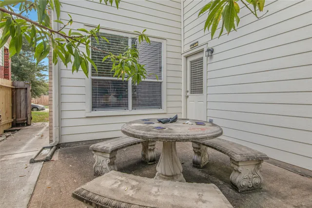 a view of a pathway of a building