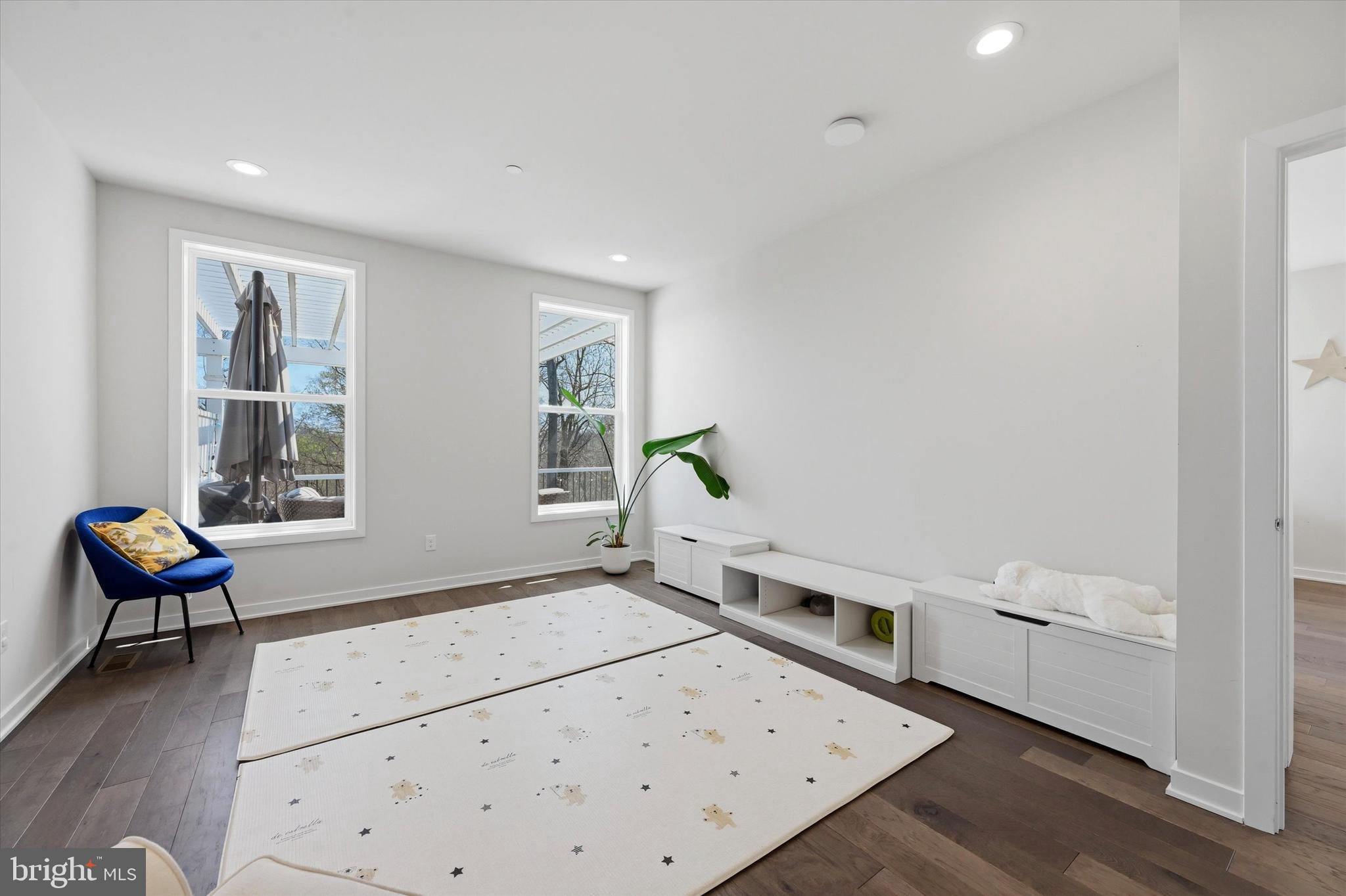 746 Switchman Road Media, PA 19063 - Photo 19 of 52 1st floor main bedroom