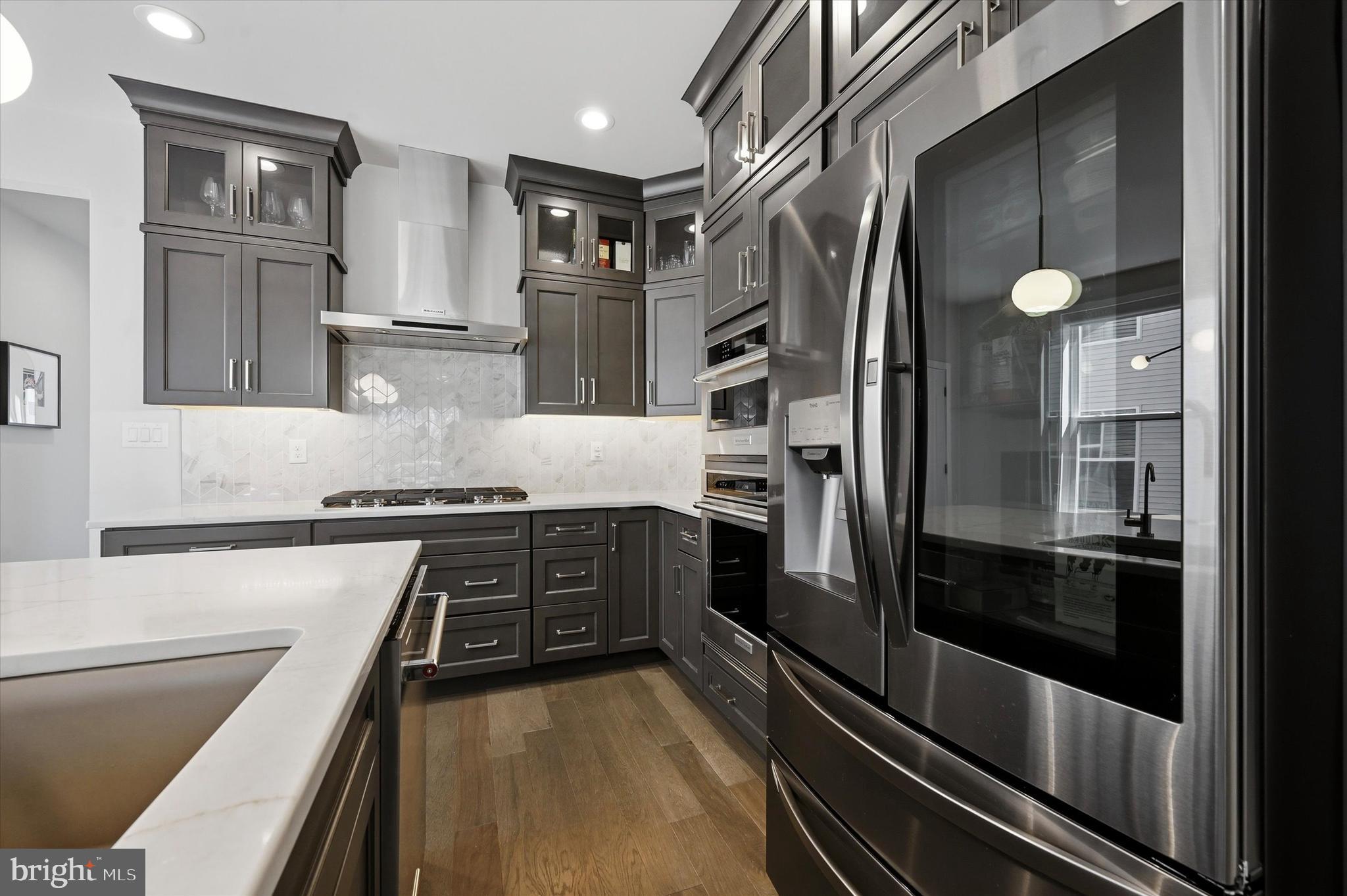 746 Switchman Road Media, PA 19063 - Photo 7 of 52 Modern appliances