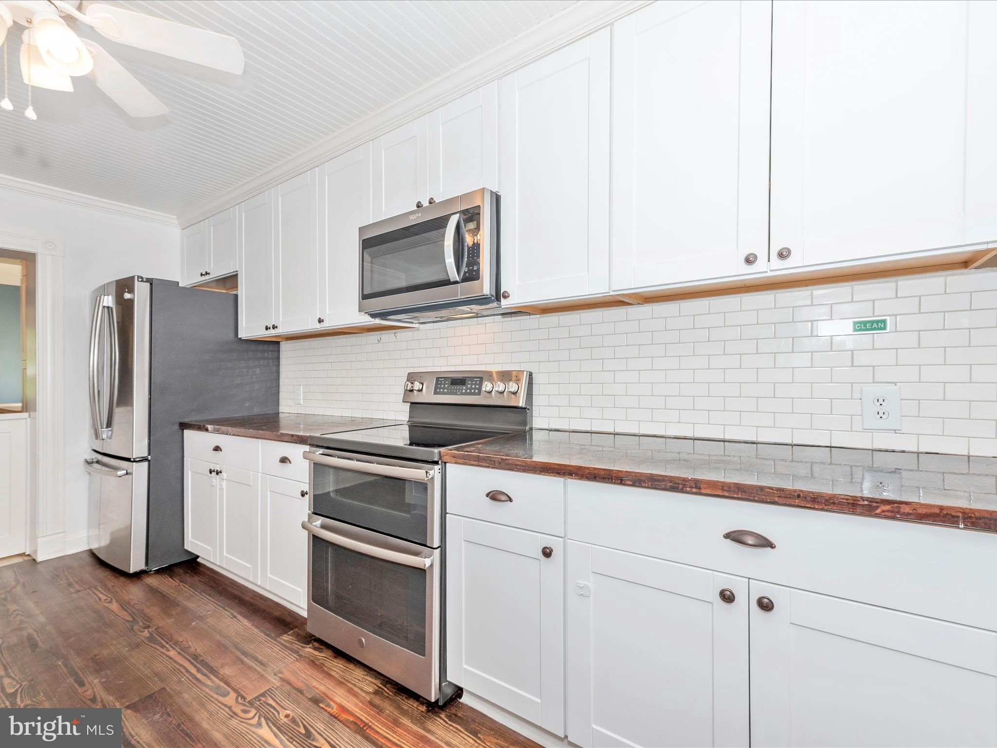 22121 Dickerson Road Dickerson, MD 20842 - Photo 23 of 62 P8A_4126