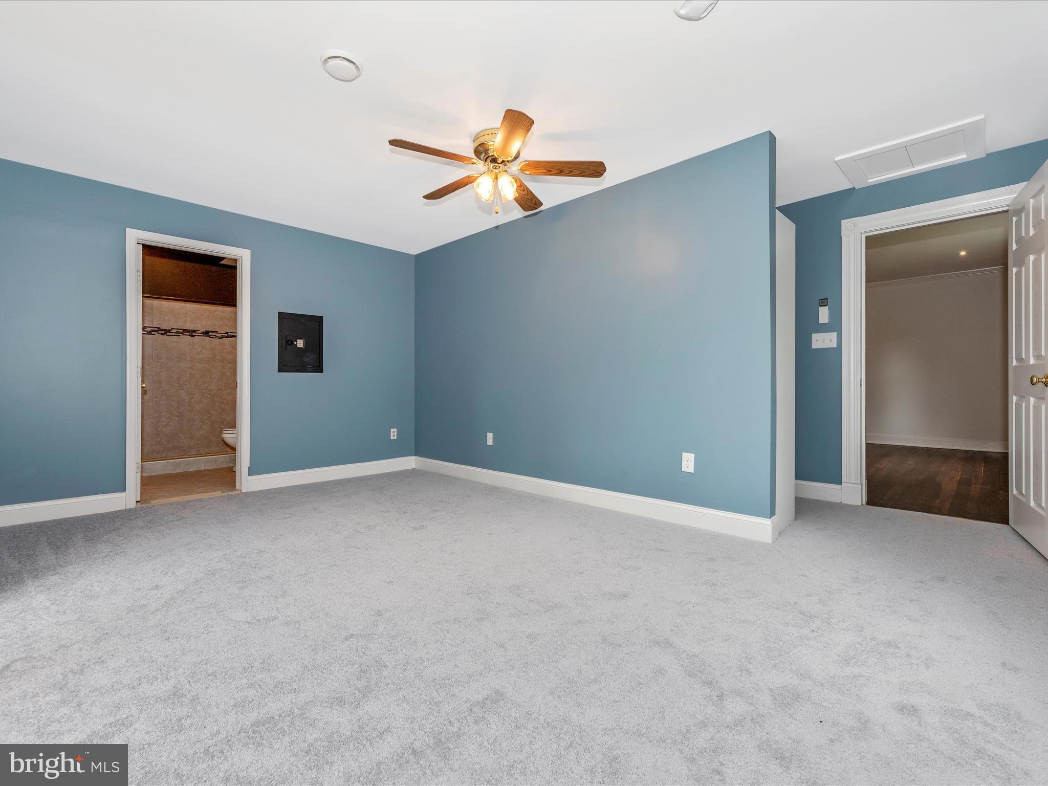 22121 Dickerson Road Dickerson, MD 20842 - Photo 34 of 62 P8A_4174