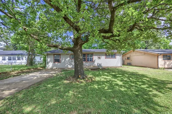 $223,000 | 2042 Avon Drive, Denison, TX 75020