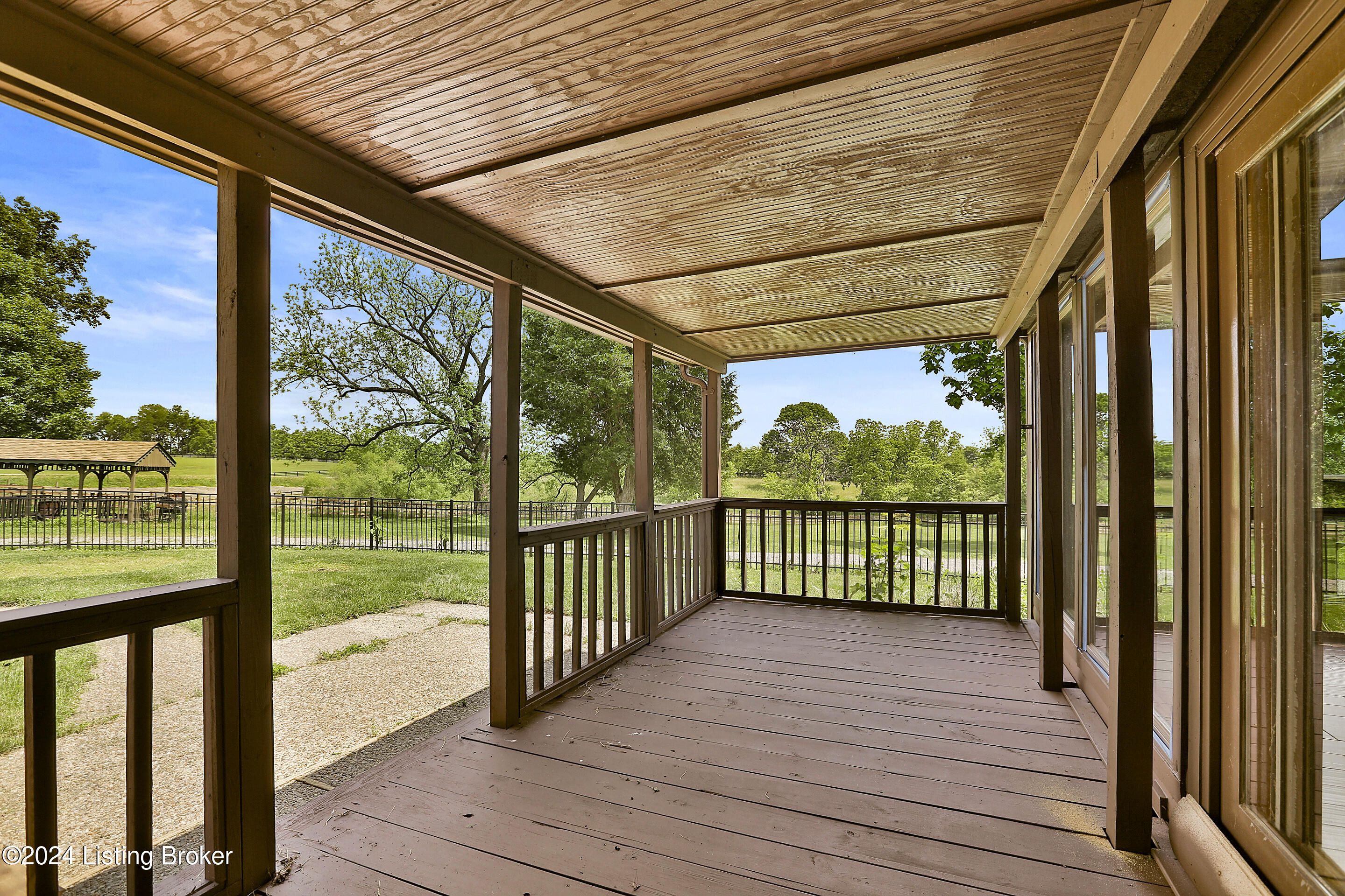 4181 Todds Point Road Simpsonville, KY 40067 - Photo 23 of 37 CT6C9933_1