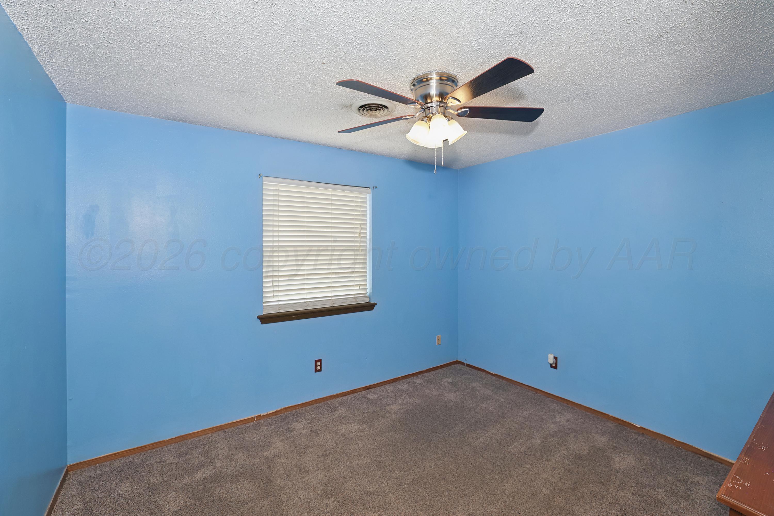 5316 Capulin Lane Amarillo, TX 79110 - Photo 18 of 25 18-3rd Bedroom