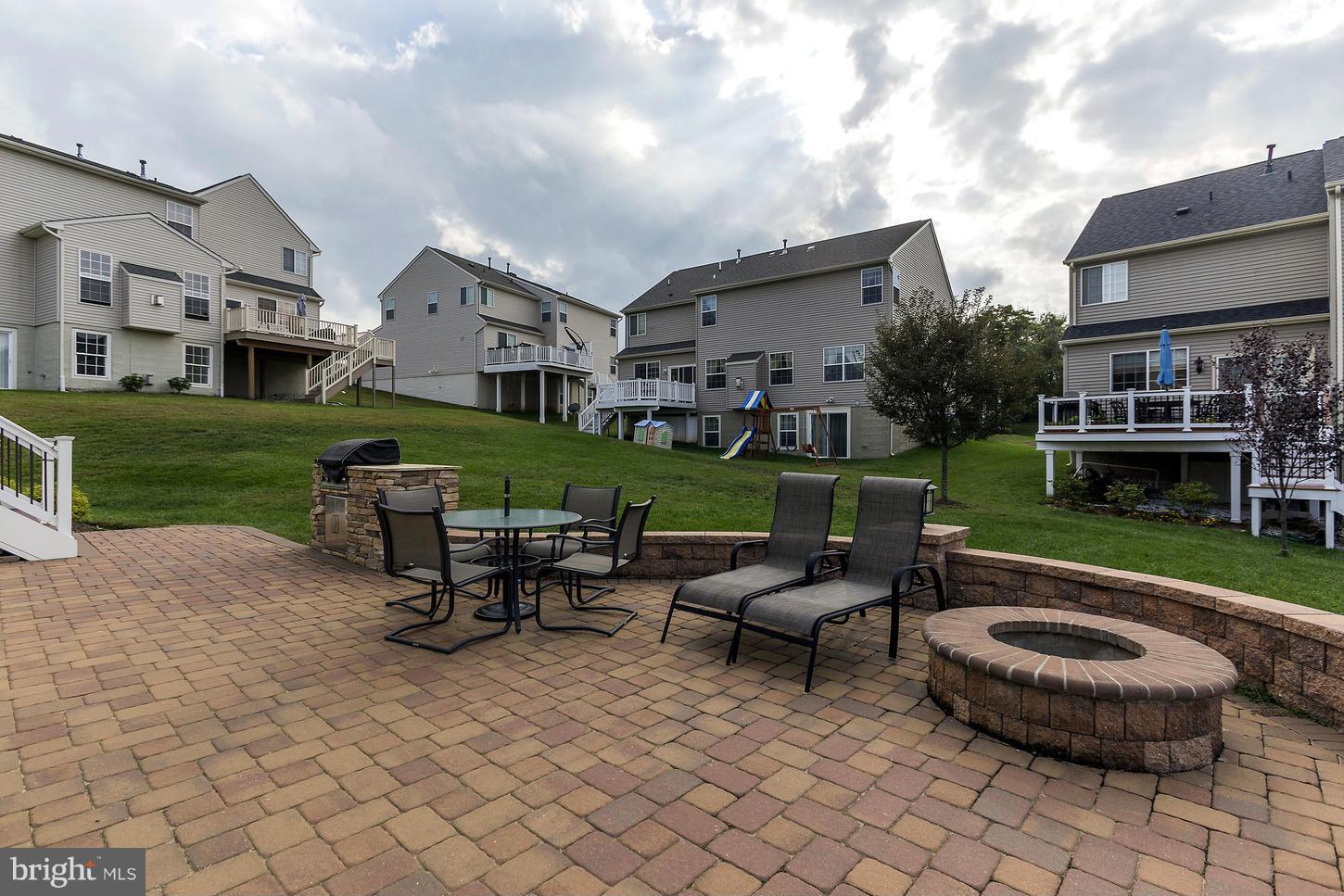 8082 High Castle Road Ellicott City, MD 21043 - Photo 28 of 30 Patio