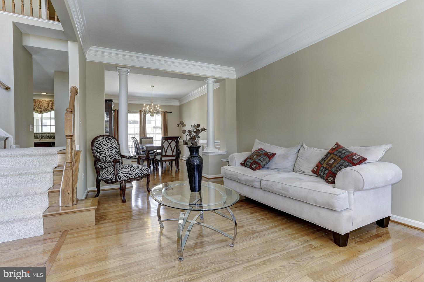 8082 High Castle Road Ellicott City, MD 21043 - Photo 4 of 30 Formal Living Room