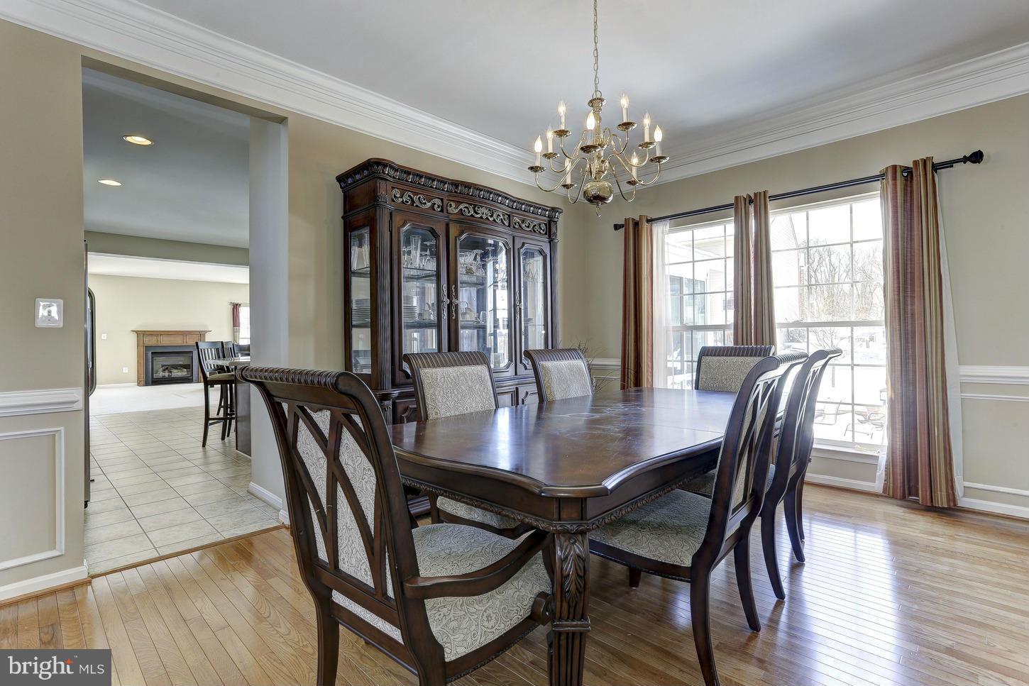 8082 High Castle Road Ellicott City, MD 21043 - Photo 5 of 30 Formal Dining Room