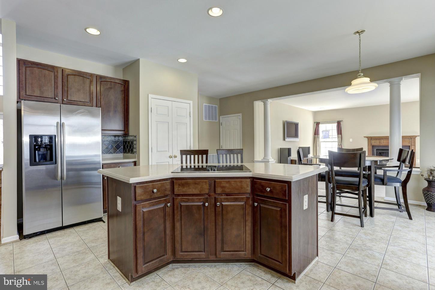 8082 High Castle Road Ellicott City, MD 21043 - Photo 7 of 30 Gourmet Kitchen