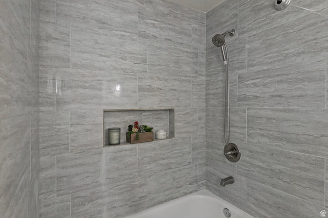 9363 Solena Way Sandy, UT 84093 - Photo 23 of 40