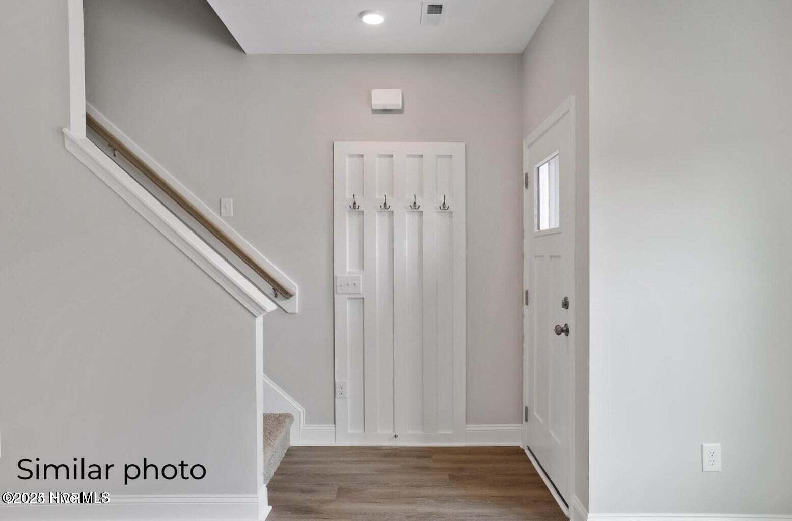 110 Loren Road Hubert, NC 28539 - Photo 3 of 19 Entrance