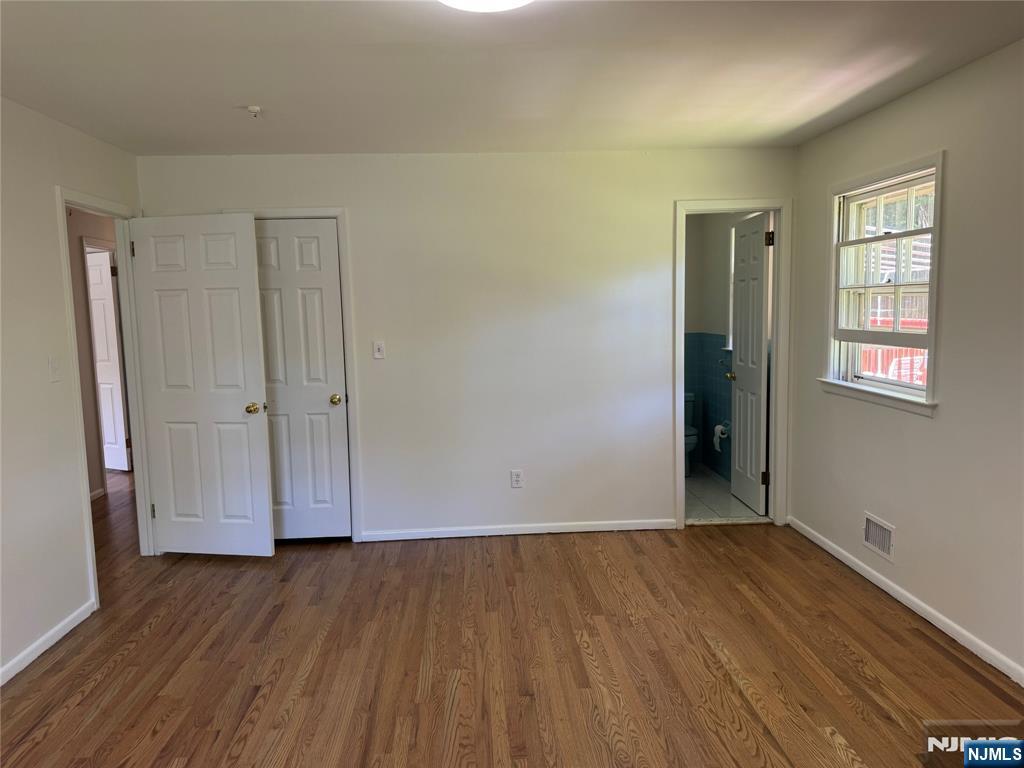 76 Cider Mill Road Hawthorne, NJ 07506 - Photo 16 of 38