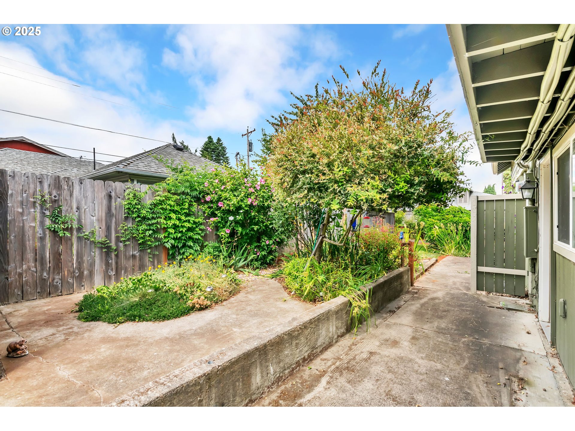 193 Santa Clara Avenue Eugene, OR 97404 - Photo 33 of 43