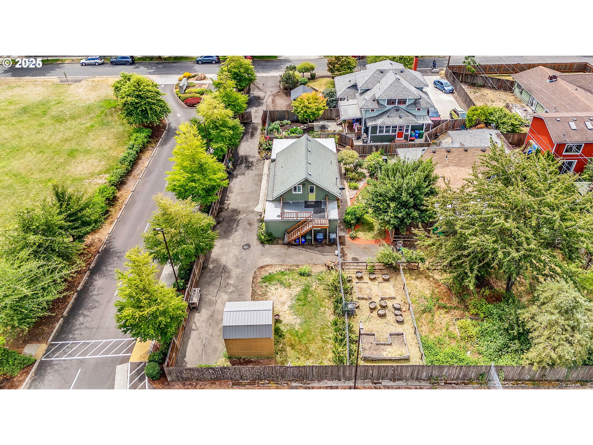 193 Santa Clara Avenue Eugene, OR 97404 - Photo 41 of 43 Drone View/UAV