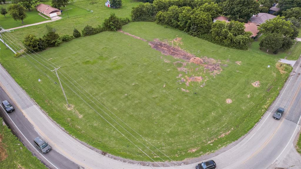 0 Fm 740 Road Forney, TX 75126 - Photo 2 of 8 a view of a garden from a balcony