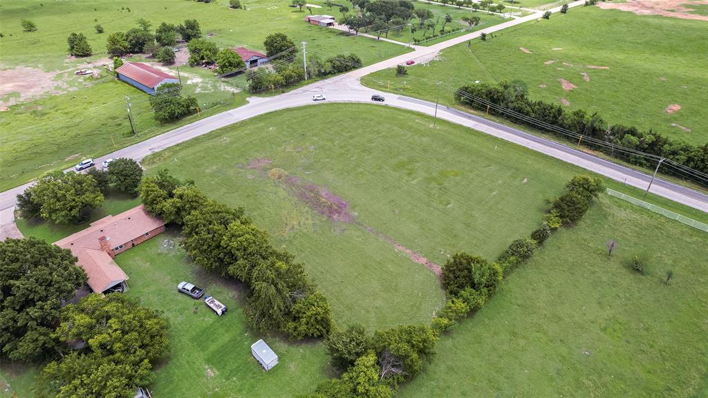 0 Fm 740 Road Forney, TX 75126 - Photo 4 of 8 a view of a garden from a balcony