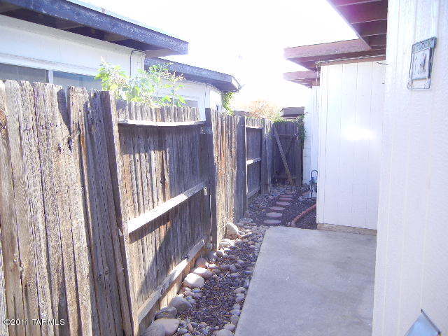 9111 North Oracle Road, Unit 112 Tucson, AZ 85704 - Photo 16 of 20 Gallery Image 16