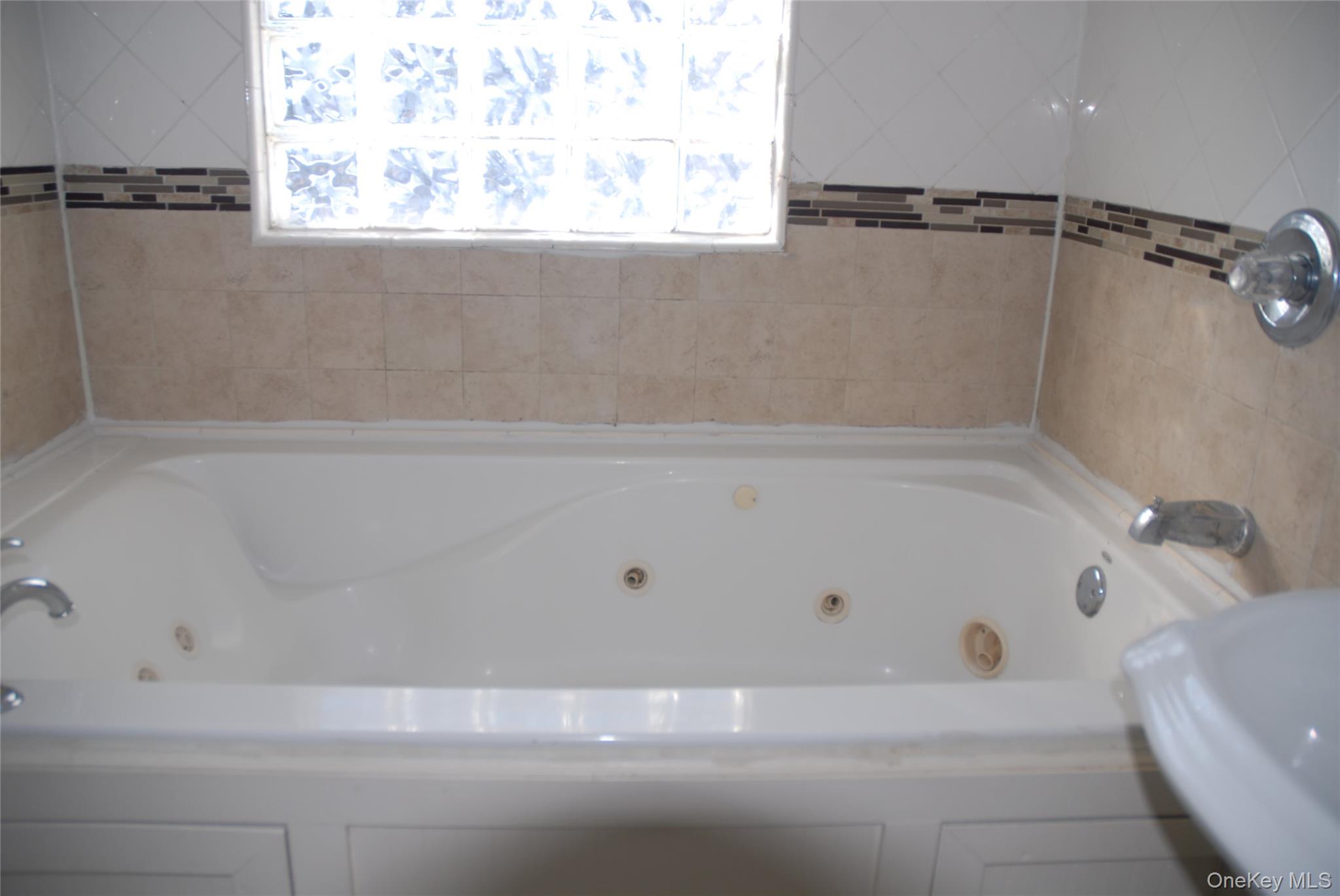 1984 Newbridge Road, Unit 2 Bellmore, NY 11710 - Photo 6 of 8