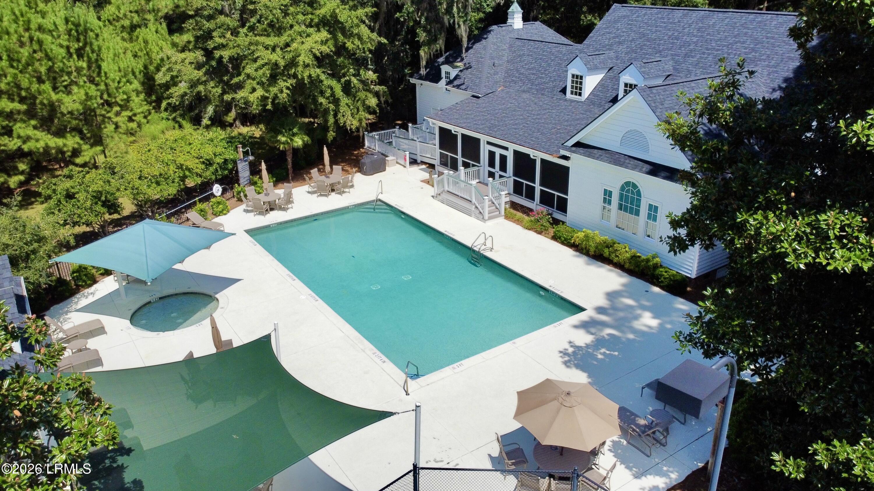 417 Battery Chase Beaufort, SC 29902 - Photo 7 of 7 Pool and clubhouse