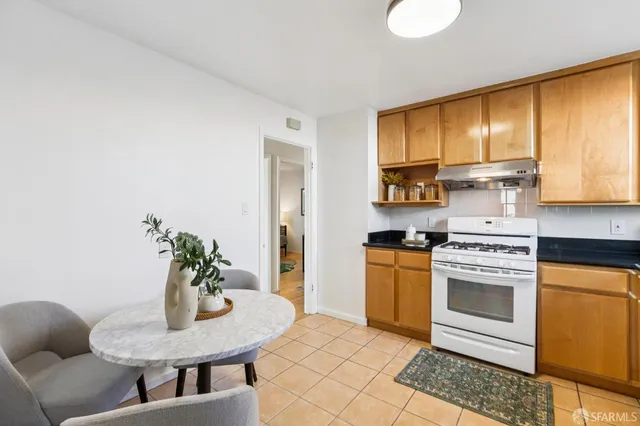 $1,290,000 | 364 Baltimore Way, San Francisco, CA 94112