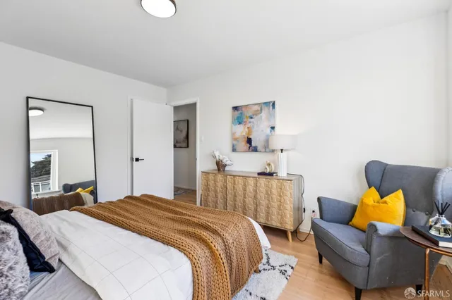 $1,290,000 | 364 Baltimore Way, San Francisco, CA 94112