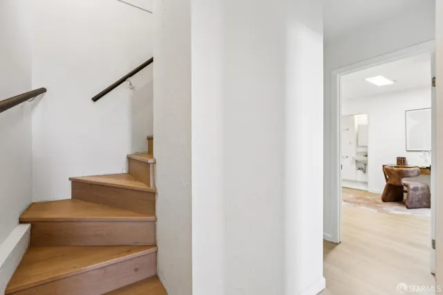 $1,290,000 | 364 Baltimore Way, San Francisco, CA 94112