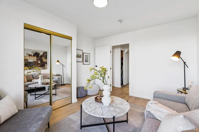 $1,290,000 | 364 Baltimore Way, San Francisco, CA 94112