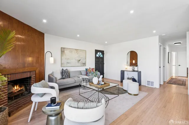 $1,290,000 | 364 Baltimore Way, San Francisco, CA 94112