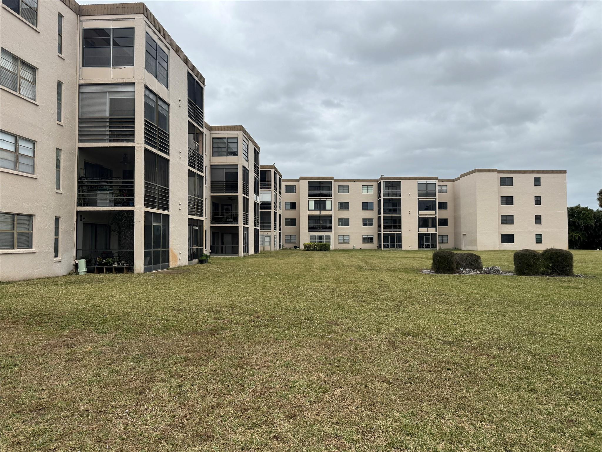 9300 Southwest 8th Street, Unit 215 Boca Raton, FL 33428 - Photo 3 of 43 Photo 3