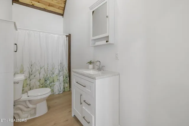 $499,900 | 138 Belle Ridge, Robbins, TN 37852