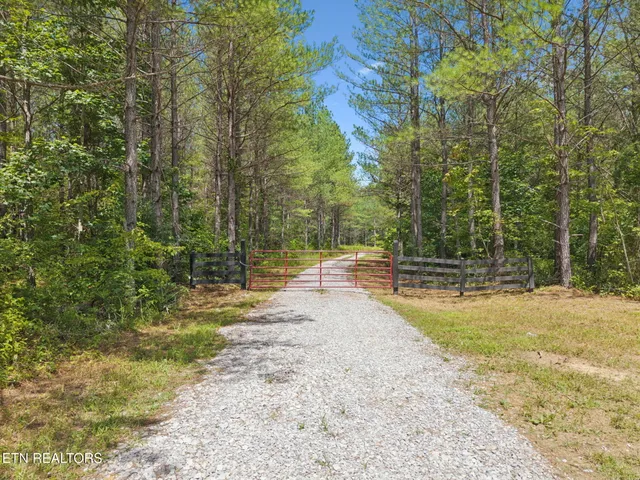 $499,900 | 138 Belle Ridge, Robbins, TN 37852