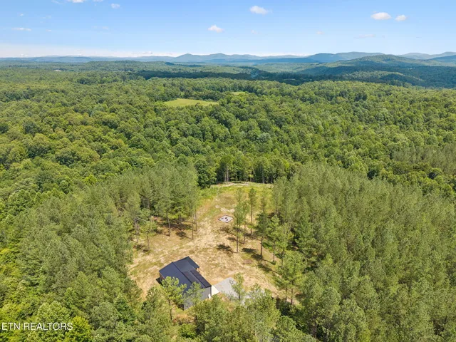 $499,900 | 138 Belle Ridge, Robbins, TN 37852