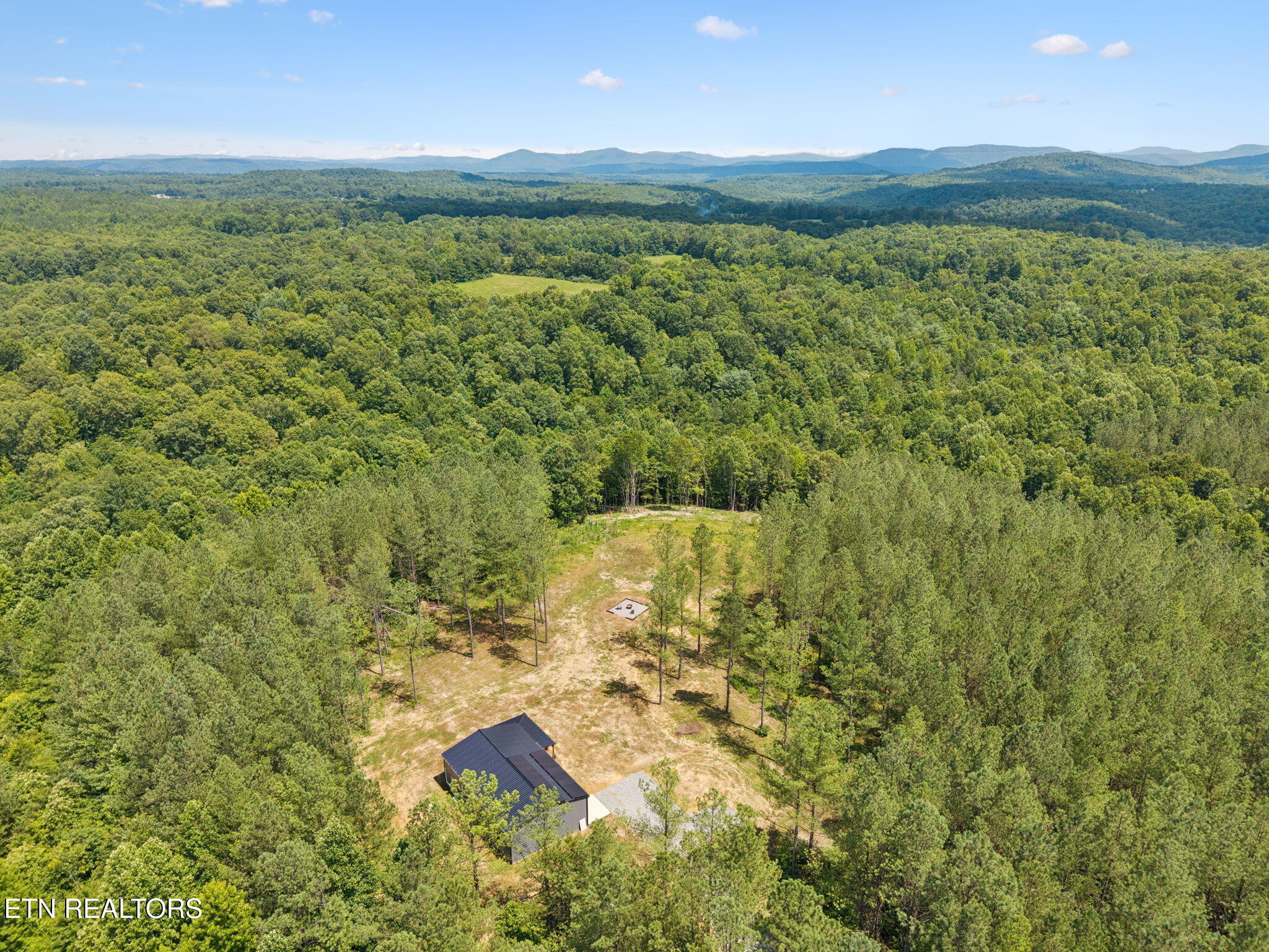 138 Belle Ridge Robbins, TN 37852 - Photo 47 of 55 49-web-or-mls-Belle Rdg - 049