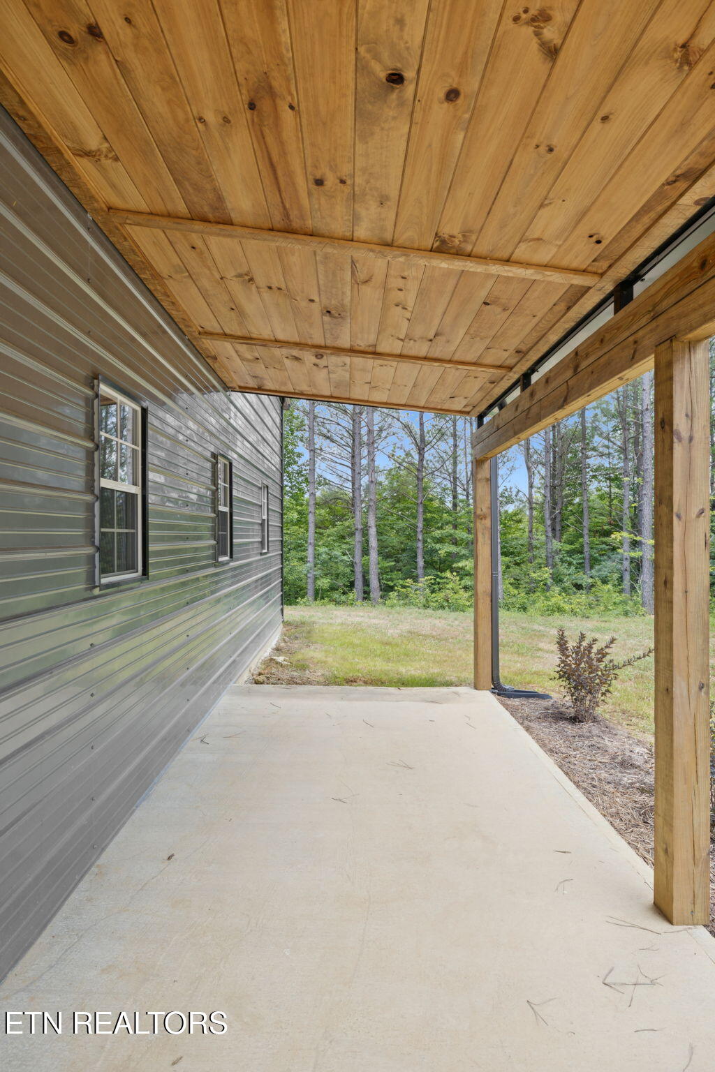 138 Belle Ridge Robbins, TN 37852 - Photo 7 of 55 8-web-or-mls-Belle Rdg - 008