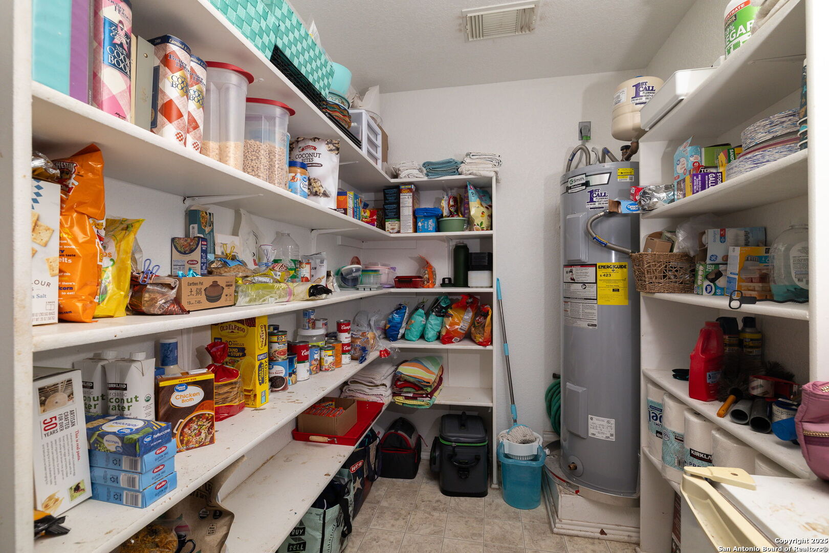 418 Diver San Antonio, TX 78253 - Photo 11 of 24